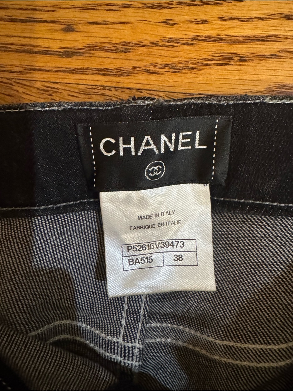 CHANEL Eyelet Hem Zip Ankle Jeans FR 38 - Picture 3 of 8